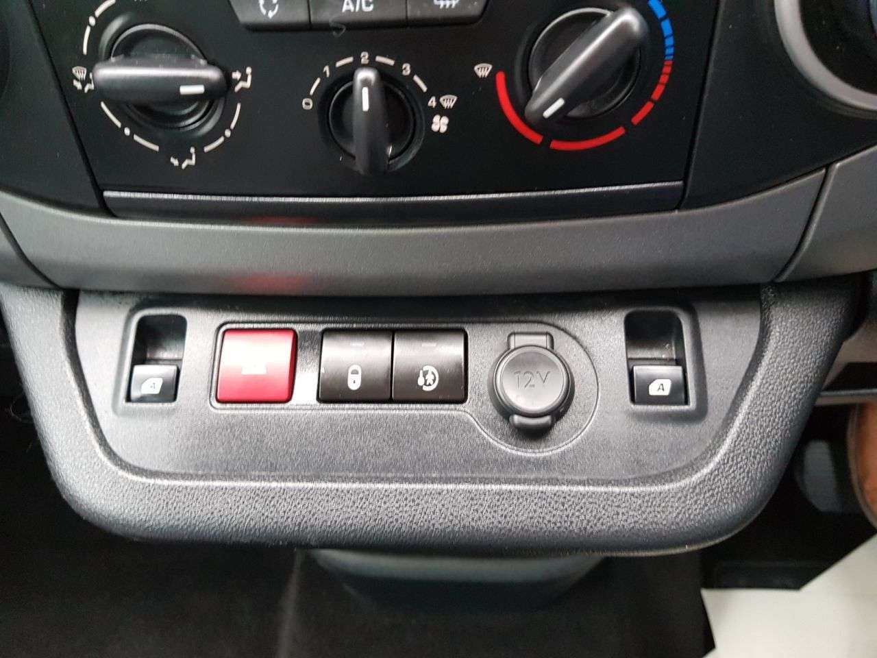 2016 PEUGEOT PARTNER TEPEE 2016 PEUGEOT PARTNER TEPEE