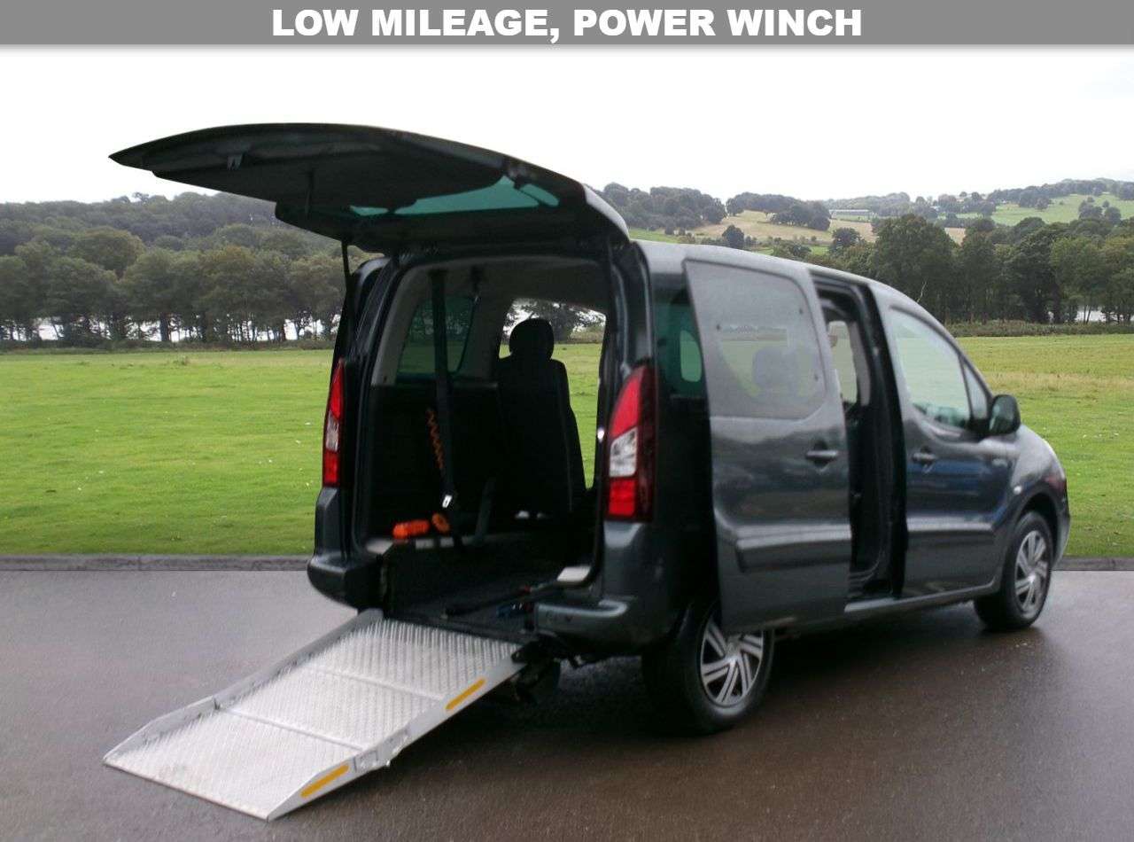 A 2018 CITROEN BERLINGO 1.6 BlueHDi Feel Multispace MPV 5dr Diesel Manual Euro 6 (100 ps) POWER WIN A 2018 CITROEN BERLINGO 1.6 BlueHDi Feel Multispace MPV 5dr Diesel Manual Euro 6 (100 ps) POWER WIN