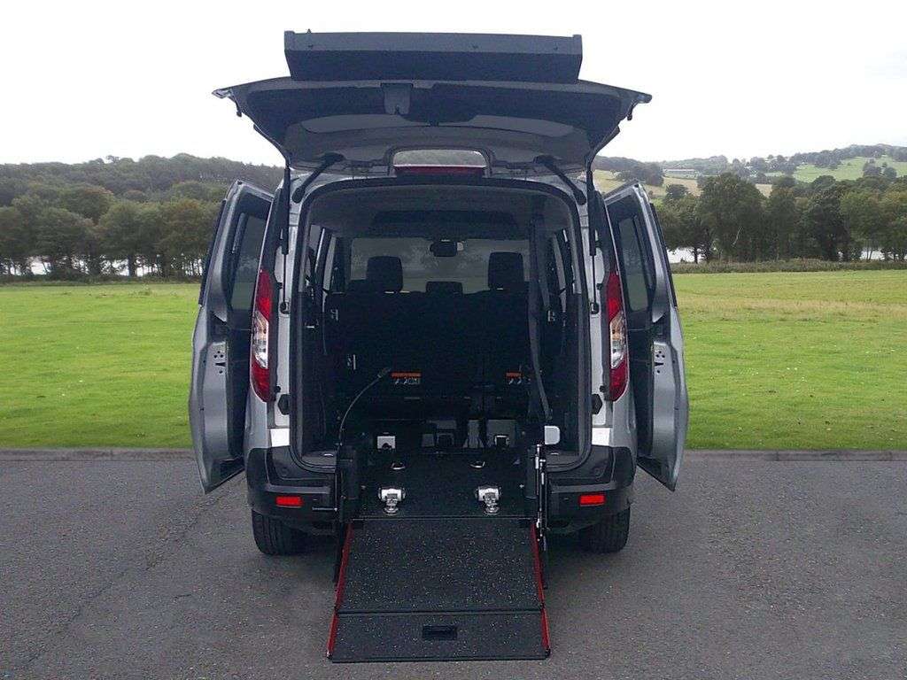 A 2019 FORD GRAND TOURNEO CONNECT 1.5 EcoBlue Zetec MPV 5dr Diesel Auto Euro 6 (s/s) (100 ps) Automatic A 2019 FORD GRAND TOURNEO CONNECT 1.5 EcoBlue Zetec MPV 5dr Diesel Auto Euro 6 (s/s) (100 ps) Automatic