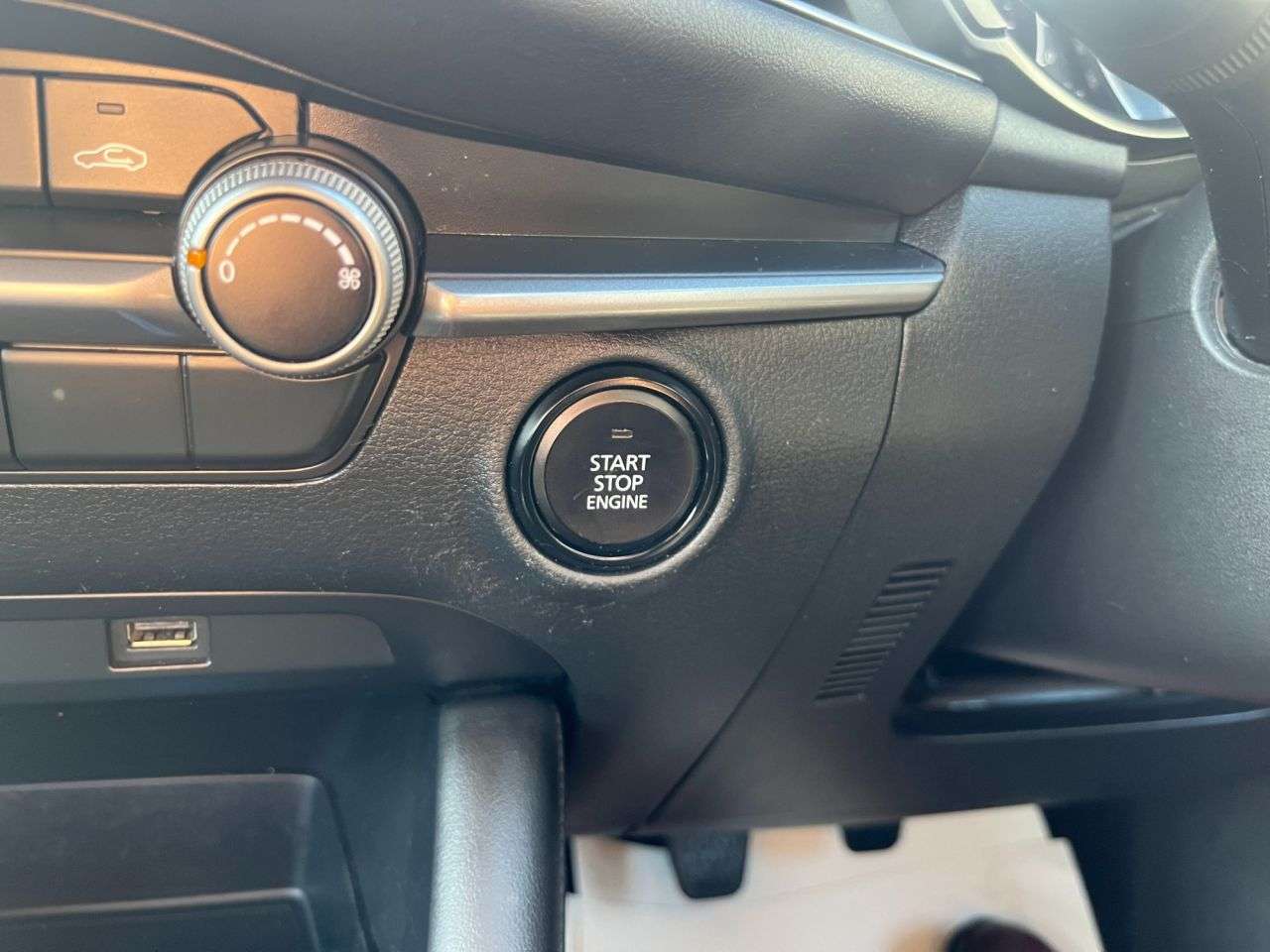 2019 MAZDA MAZDA3 2019 MAZDA MAZDA3