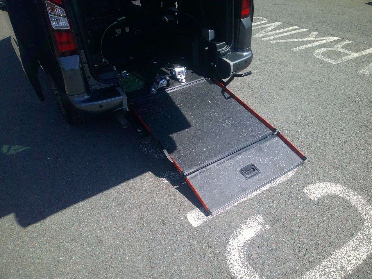 2018 PEUGEOT PARTNER TEPEE 2018 PEUGEOT PARTNER TEPEE