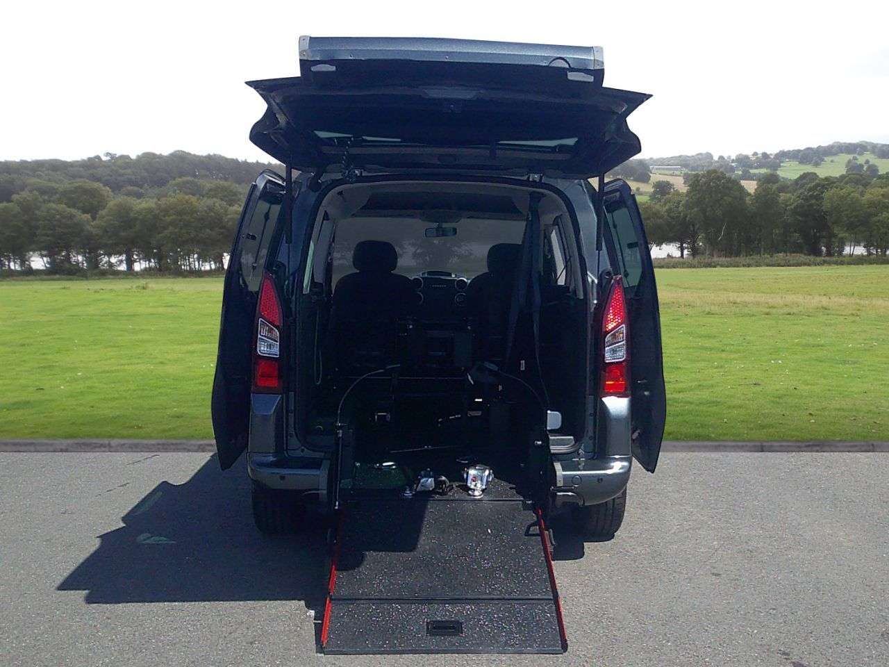 2018 PEUGEOT PARTNER TEPEE 2018 PEUGEOT PARTNER TEPEE