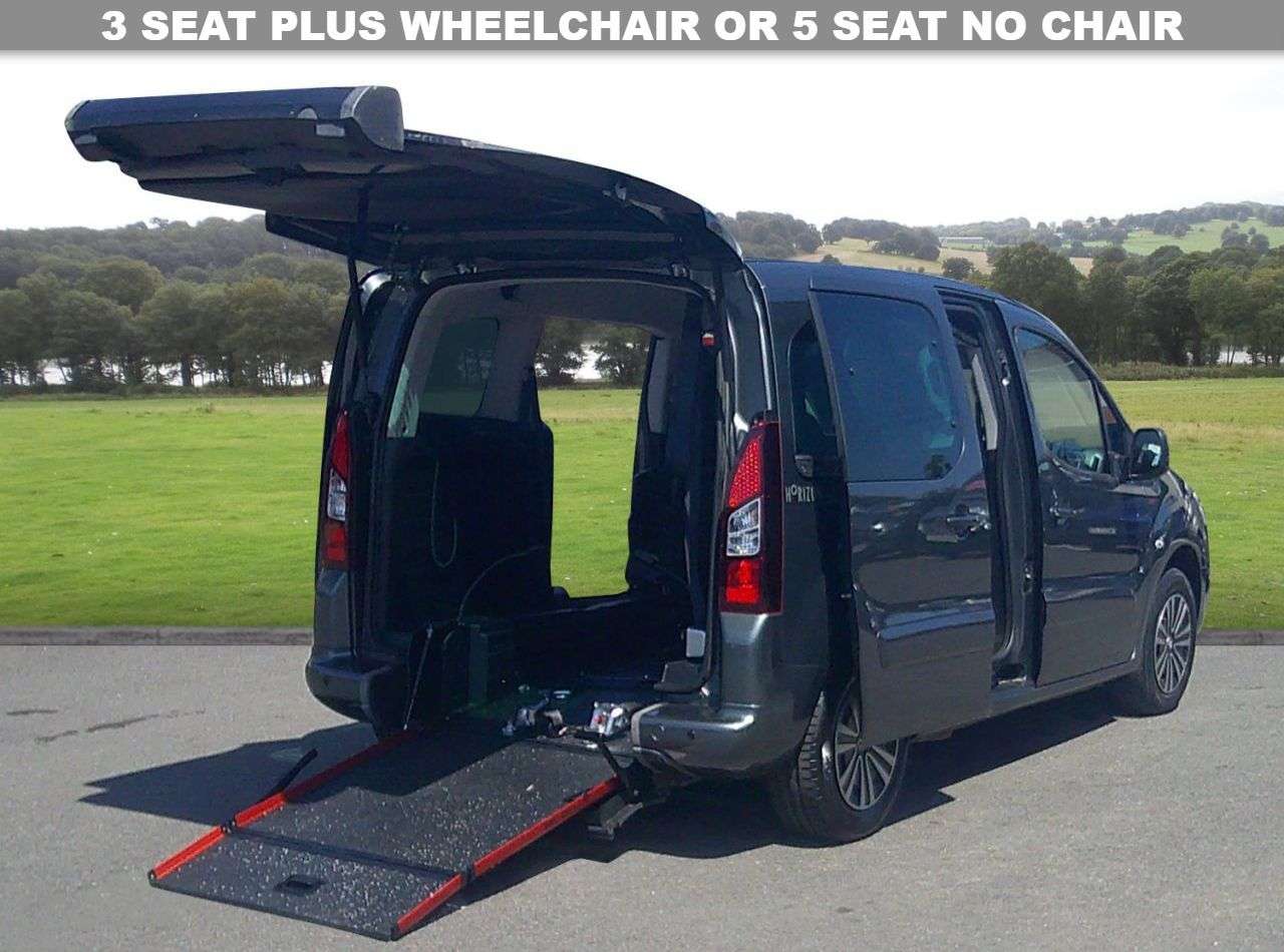 A 2018 PEUGEOT PARTNER TEPEE 1.6 BlueHDi Allure MPV 5dr Diesel ETG Euro 6 (s/s) (100 ps) Automatic A 2018 PEUGEOT PARTNER TEPEE 1.6 BlueHDi Allure MPV 5dr Diesel ETG Euro 6 (s/s) (100 ps) Automatic