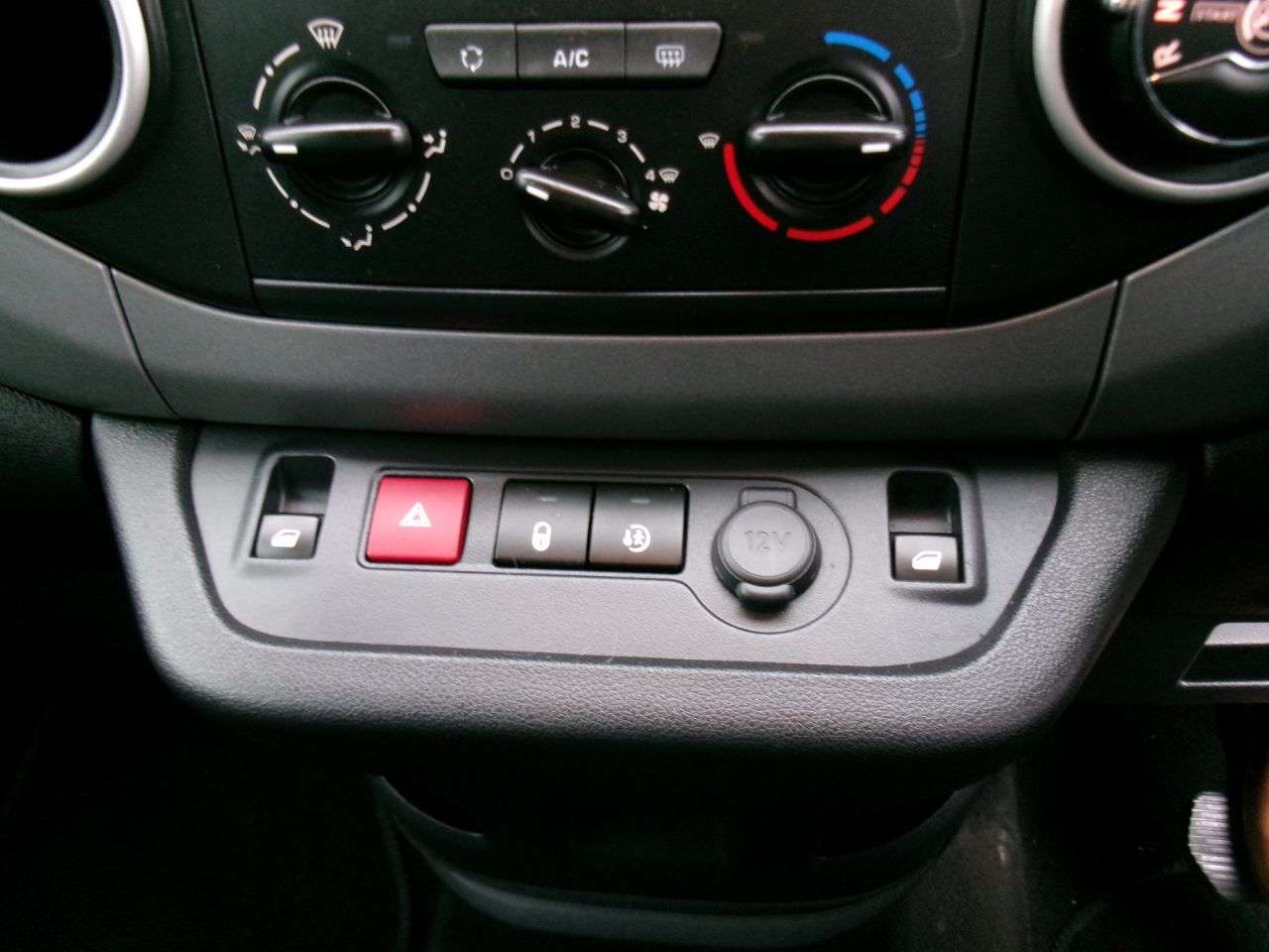 2018 PEUGEOT PARTNER TEPEE 2018 PEUGEOT PARTNER TEPEE