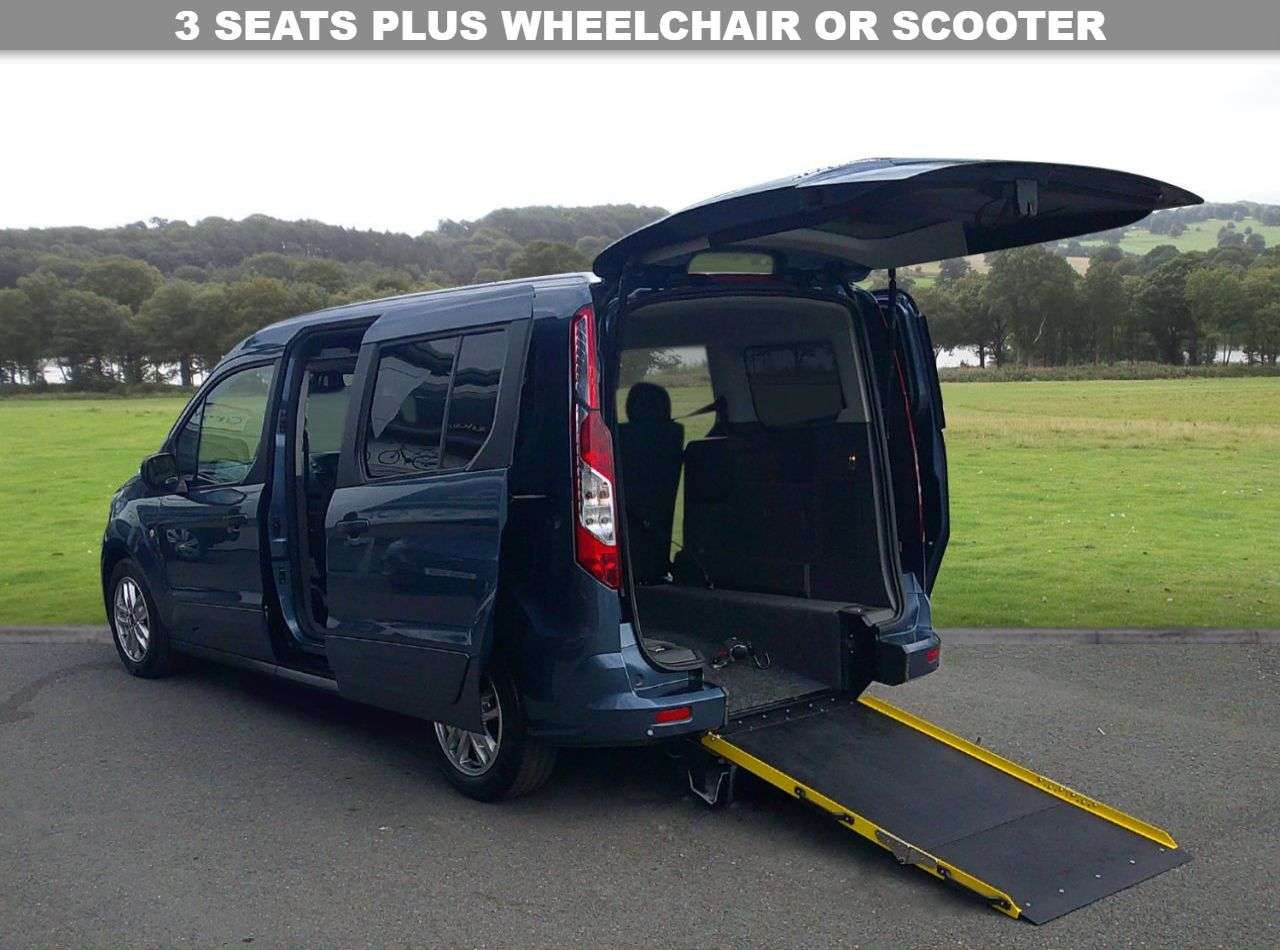 A 2020 FORD GRAND TOURNEO CONNECT 1.5 EcoBlue Titanium MPV 5dr Diesel Auto Euro 6 (s/s) (120 ps) 3 SEATS PLUS A 2020 FORD GRAND TOURNEO CONNECT 1.5 EcoBlue Titanium MPV 5dr Diesel Auto Euro 6 (s/s) (120 ps) 3 SEATS PLUS