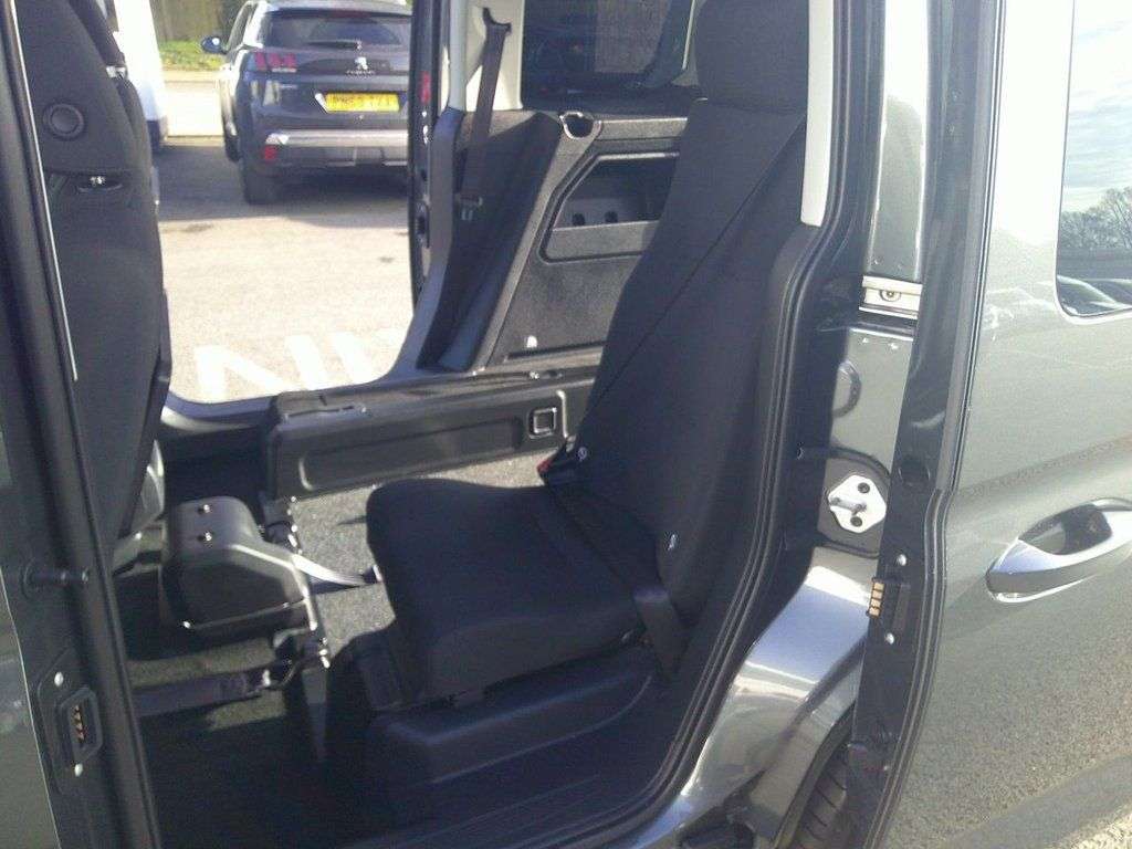 2024 FORD TOURNEO CONNECT 2024 FORD TOURNEO CONNECT