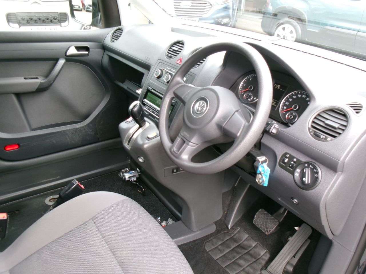 2015 VOLKSWAGEN CADDY LIFE 2015 VOLKSWAGEN CADDY LIFE