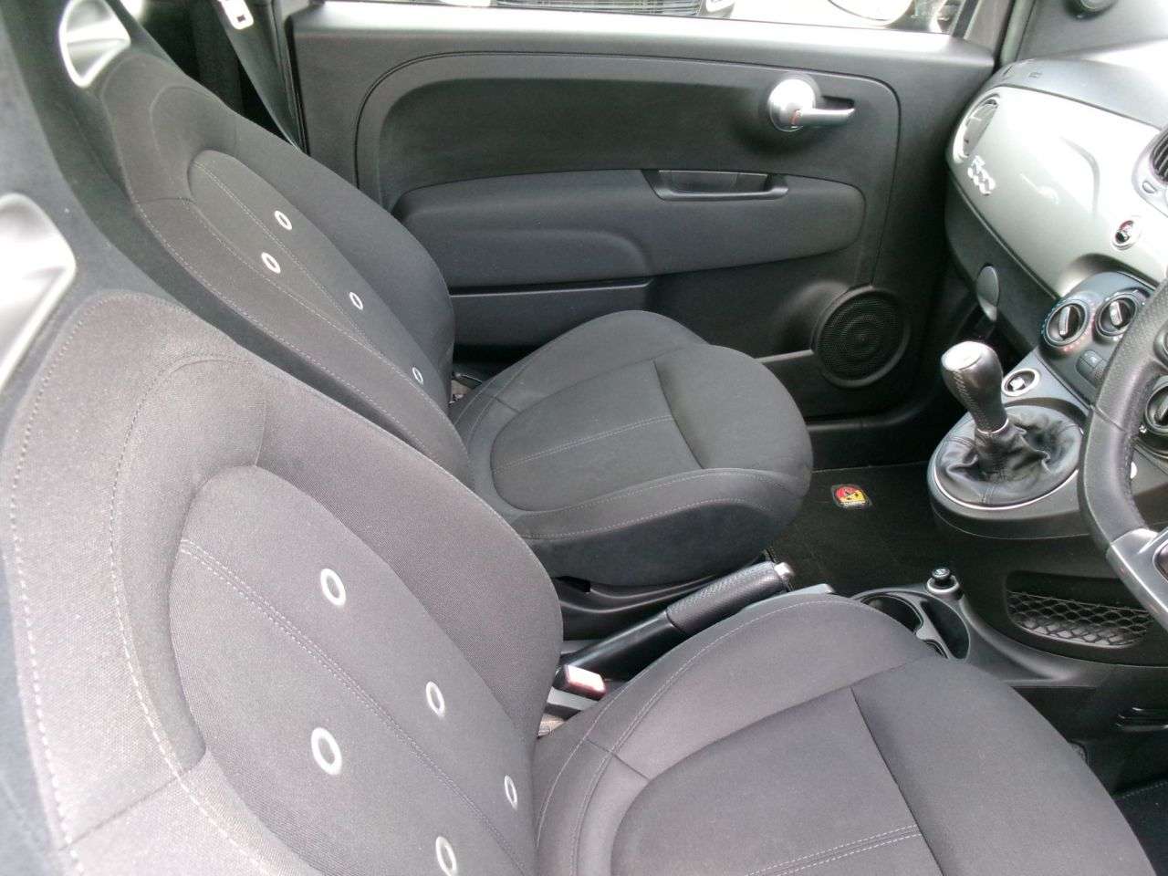 2017 ABARTH 595 2017 ABARTH 595