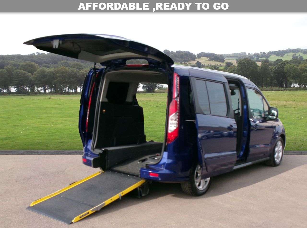 A 2019 FORD GRAND TOURNEO CONNECT 1.5 TDCi Titanium MPV 5dr Diesel Powershift Euro 6 (s/s) (120 ps) ready to A 2019 FORD GRAND TOURNEO CONNECT 1.5 TDCi Titanium MPV 5dr Diesel Powershift Euro 6 (s/s) (120 ps) ready to