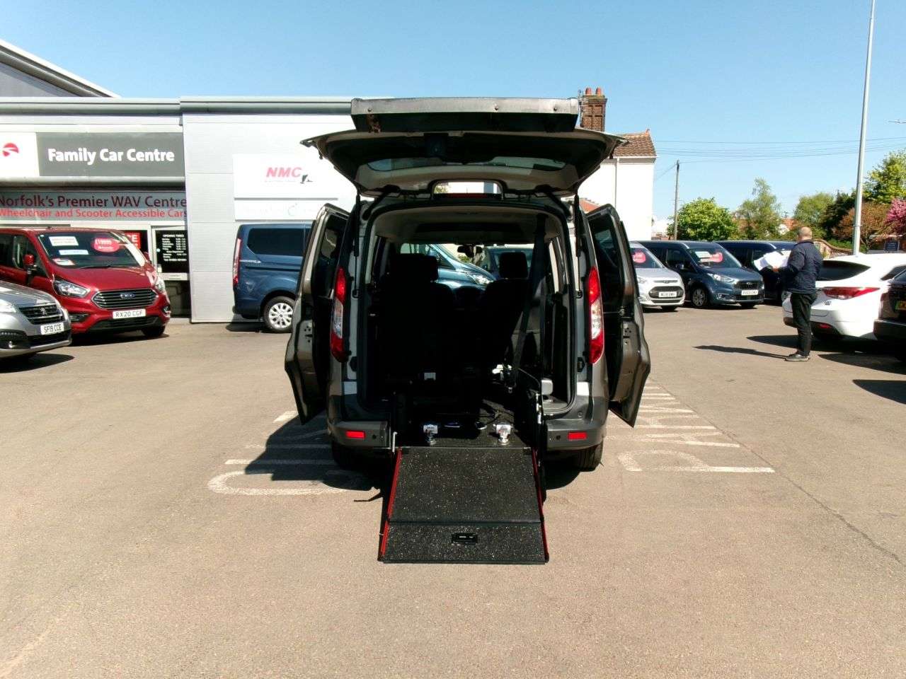 A 2017 FORD TOURNEO CONNECT ZETEC TDCI A 2017 FORD TOURNEO CONNECT ZETEC TDCI