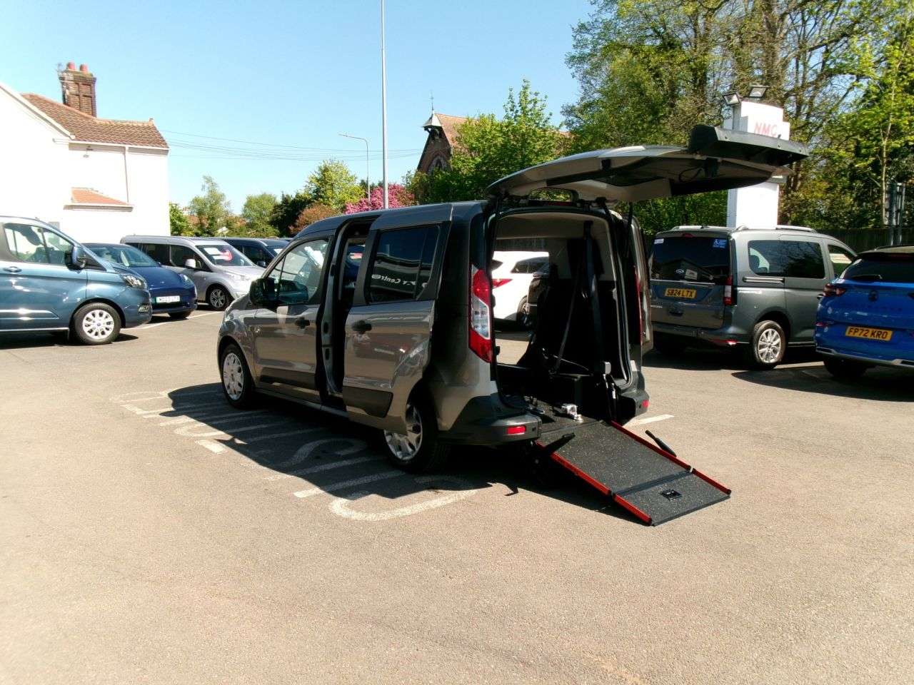 A 2017 FORD TOURNEO CONNECT ZETEC TDCI A 2017 FORD TOURNEO CONNECT ZETEC TDCI