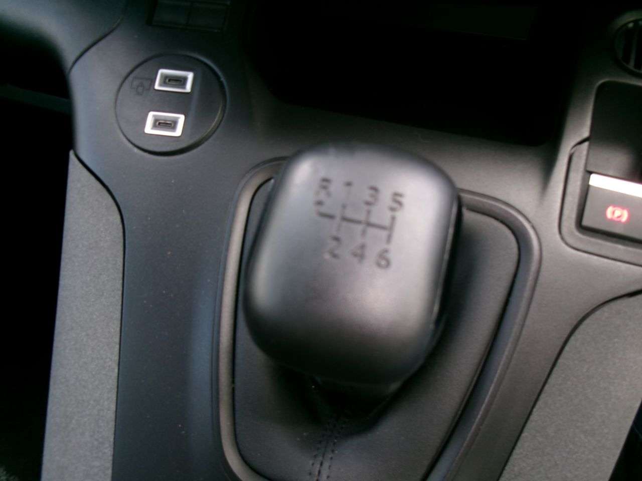 2025 PEUGEOT RIFTER 2025 PEUGEOT RIFTER