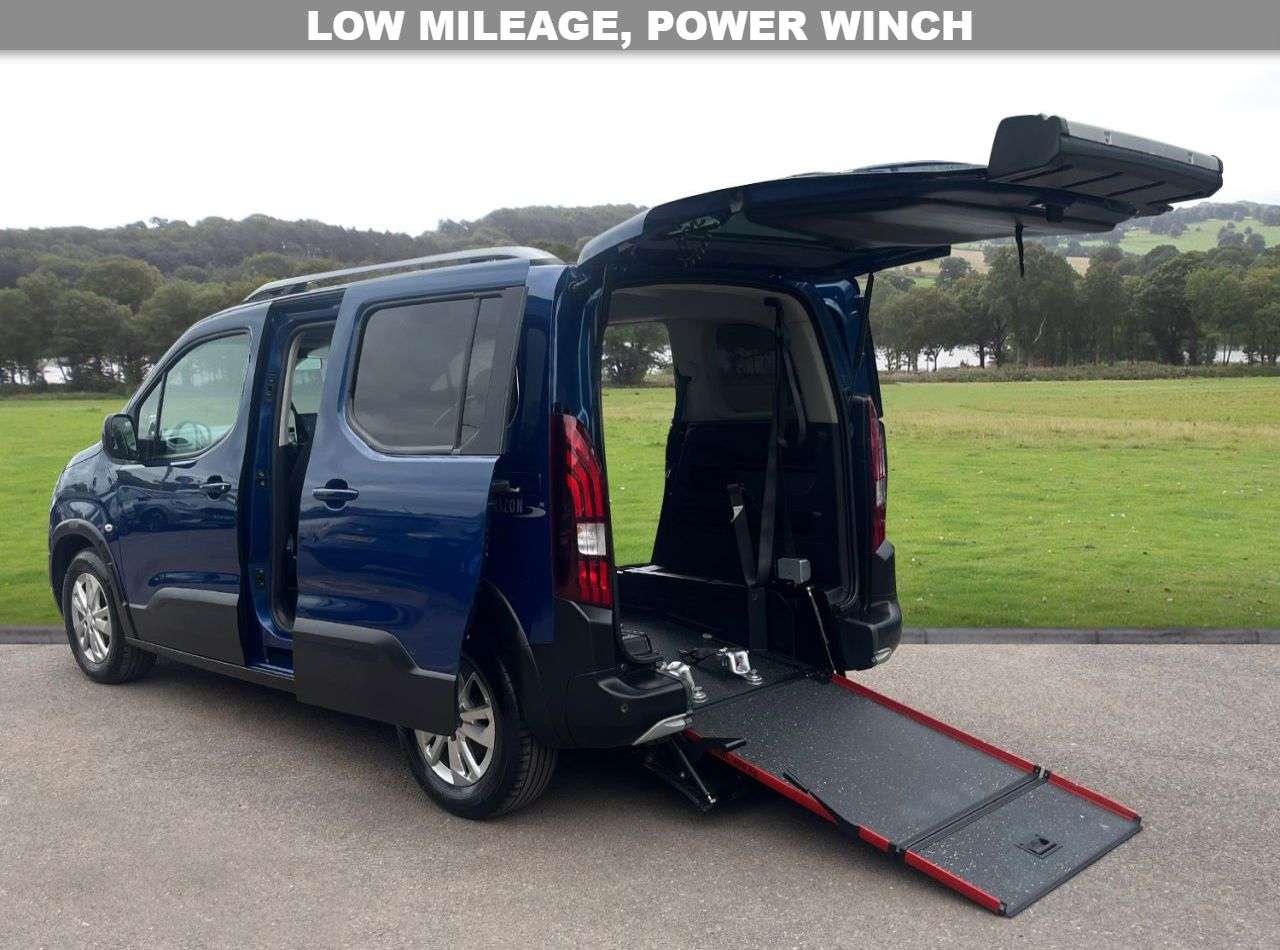 A 2020 PEUGEOT RIFTER 1.5 BlueHDi Allure Standard MPV 5dr Diesel Manual Euro 6 (s/s) (100 ps) Low A 2020 PEUGEOT RIFTER 1.5 BlueHDi Allure Standard MPV 5dr Diesel Manual Euro 6 (s/s) (100 ps) Low
