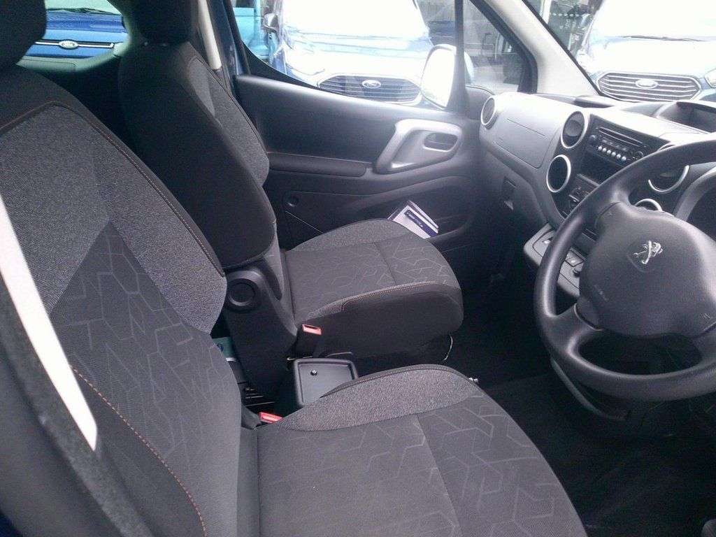 2018 PEUGEOT PARTNER 2018 PEUGEOT PARTNER