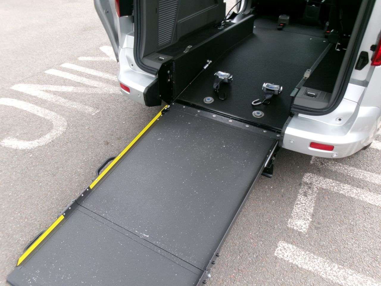 2021 FORD GRAND TOURNEO CONNECT 2021 FORD GRAND TOURNEO CONNECT