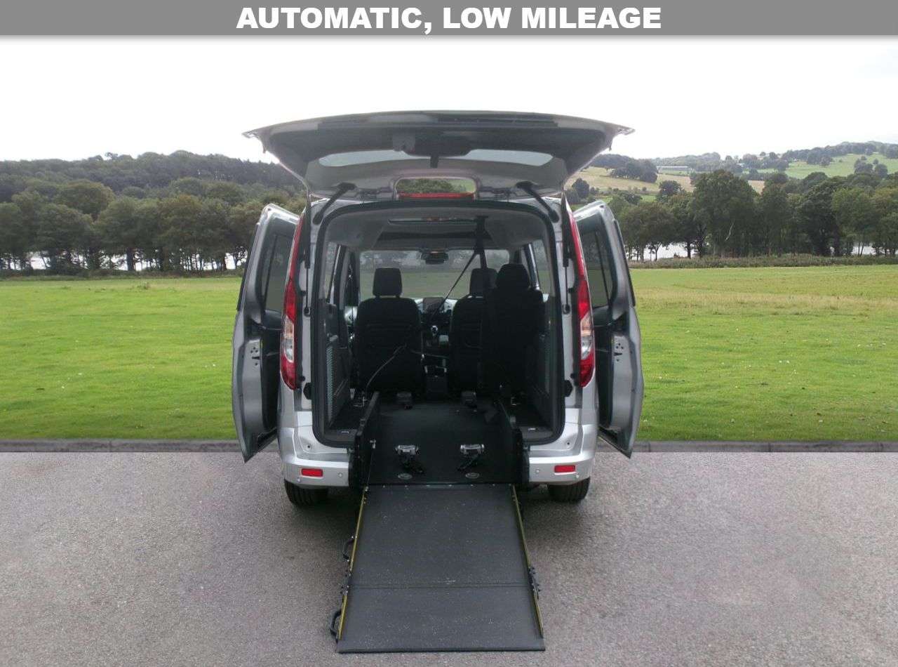 A 2021 FORD GRAND TOURNEO CONNECT 1.5 EcoBlue Titanium MPV 5dr Diesel Auto Euro 6 (s/s) (120 ps) Automatic an A 2021 FORD GRAND TOURNEO CONNECT 1.5 EcoBlue Titanium MPV 5dr Diesel Auto Euro 6 (s/s) (120 ps) Automatic an