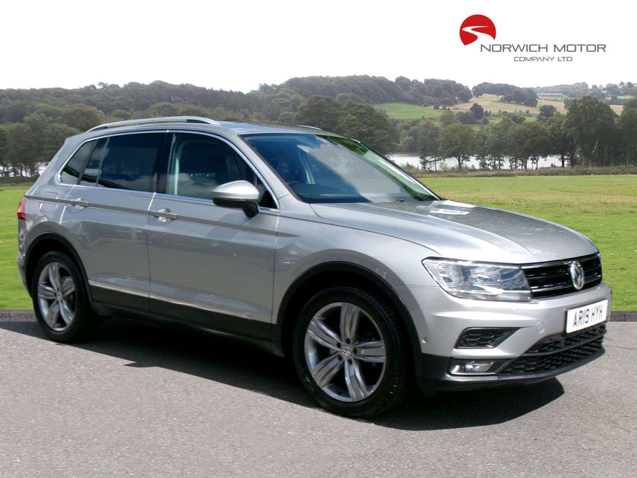 A 2019 VOLKSWAGEN TIGUAN 1.5 TSI EVO Match SUV 5dr Petrol Manual Euro 6 (s/s) (150 ps) Sat Nav, Reve A 2019 VOLKSWAGEN TIGUAN 1.5 TSI EVO Match SUV 5dr Petrol Manual Euro 6 (s/s) (150 ps) Sat Nav, Reve