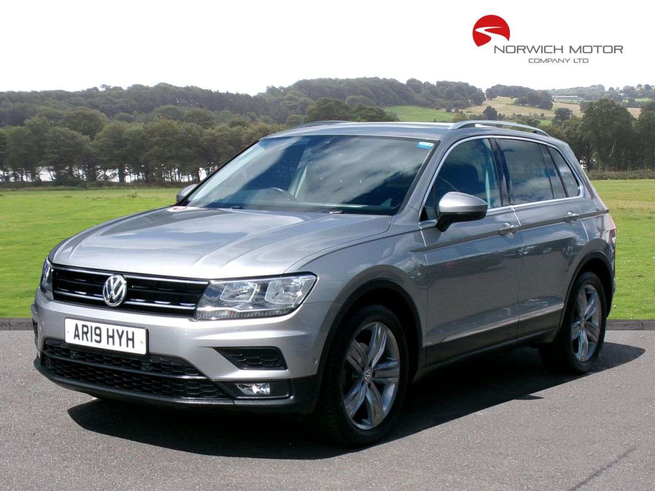 A 2019 VOLKSWAGEN TIGUAN 1.5 TSI EVO Match SUV 5dr Petrol Manual Euro 6 (s/s) (150 ps) Sat Nav, Reve A 2019 VOLKSWAGEN TIGUAN 1.5 TSI EVO Match SUV 5dr Petrol Manual Euro 6 (s/s) (150 ps) Sat Nav, Reve
