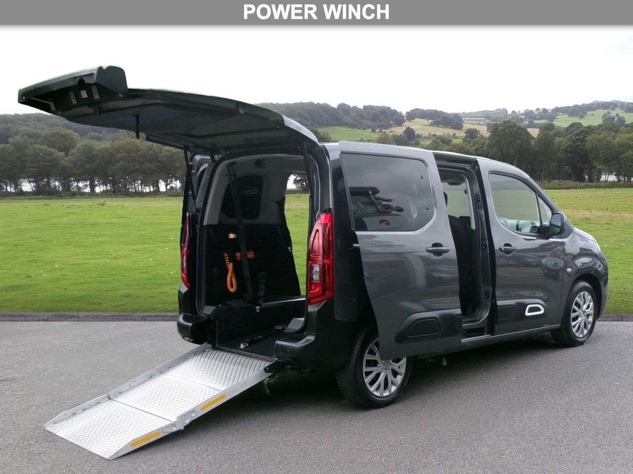 A 2019 CITROEN BERLINGO 1.5 BlueHDi Feel M MPV 5dr Diesel Manual Euro 6 (100 ps) POWER WINCH A 2019 CITROEN BERLINGO 1.5 BlueHDi Feel M MPV 5dr Diesel Manual Euro 6 (100 ps) POWER WINCH