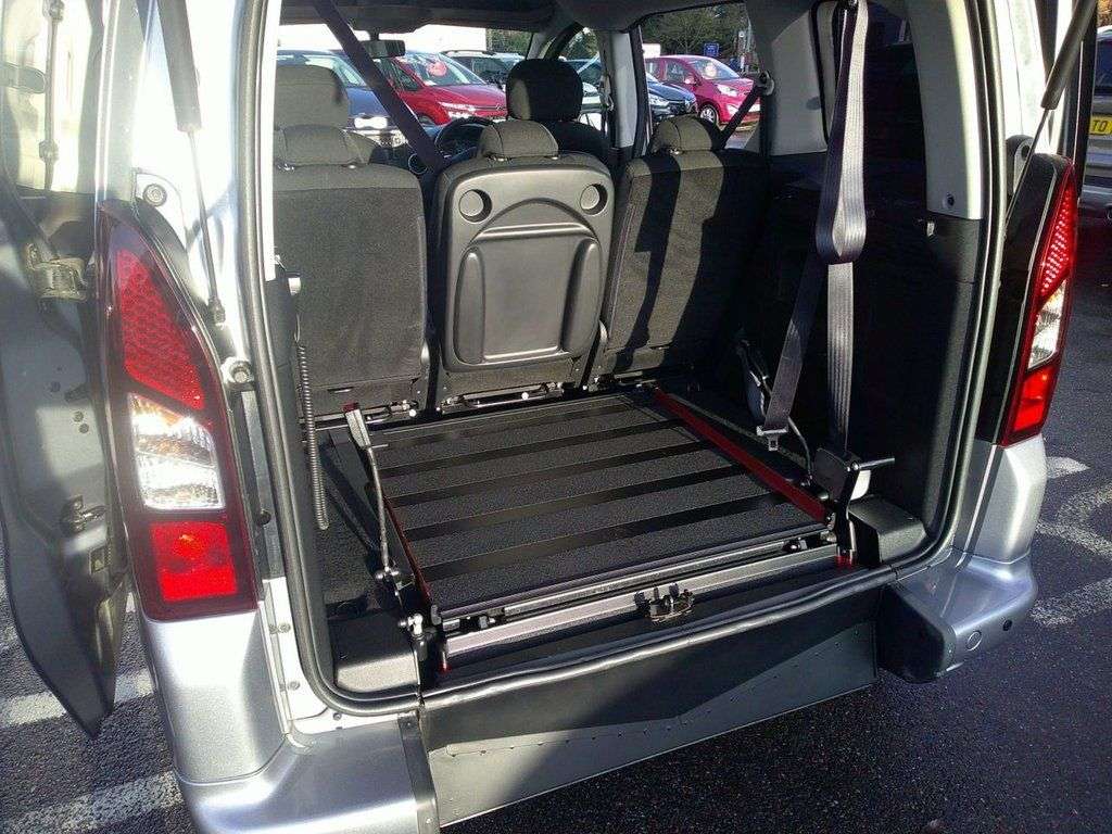 2016 PEUGEOT PARTNER TEPEE 2016 PEUGEOT PARTNER TEPEE