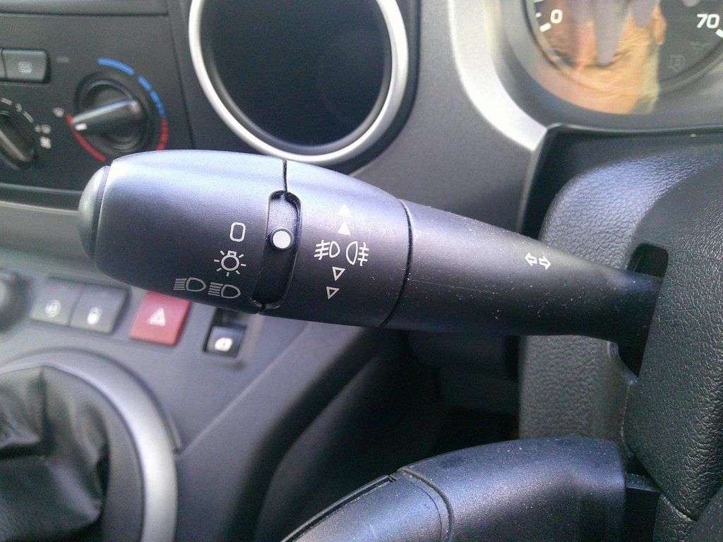 2016 PEUGEOT PARTNER TEPEE 2016 PEUGEOT PARTNER TEPEE