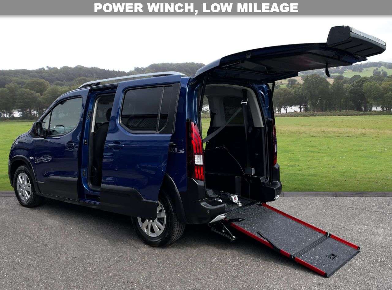 A 2021 PEUGEOT RIFTER 1.5 BlueHDi Allure Premium Standard MPV 5dr Diesel Manual Euro 6 (s/s) (100 A 2021 PEUGEOT RIFTER 1.5 BlueHDi Allure Premium Standard MPV 5dr Diesel Manual Euro 6 (s/s) (100