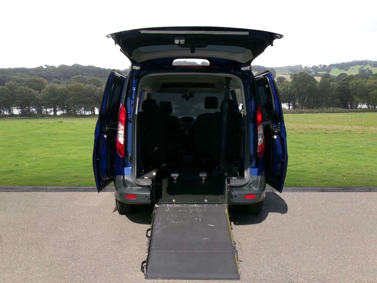 2019 FORD GRAND TOURNEO CONNECT 2019 FORD GRAND TOURNEO CONNECT