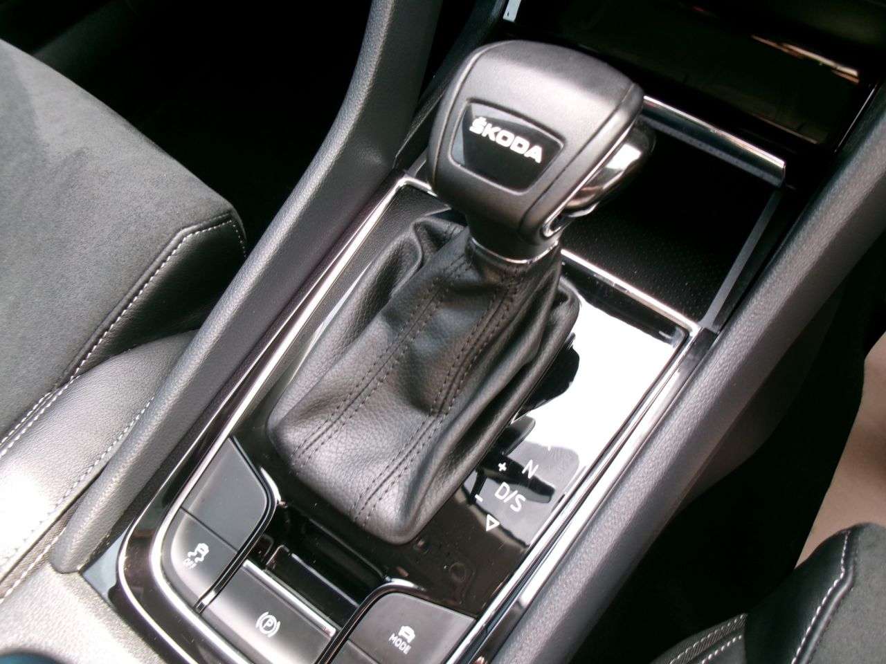 2022 SKODA KAROQ 2022 SKODA KAROQ