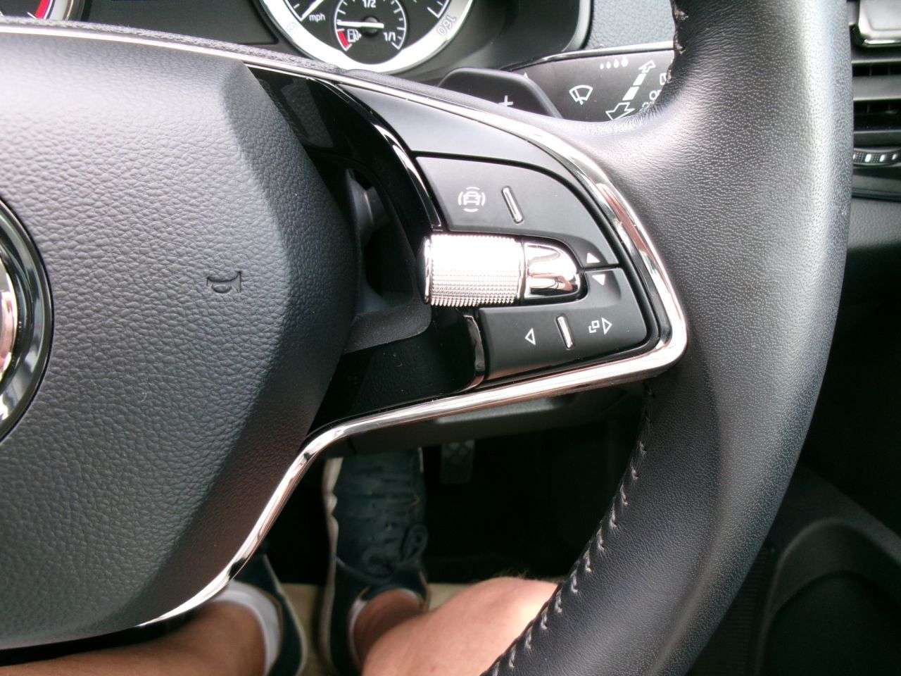 2022 SKODA KAROQ 2022 SKODA KAROQ