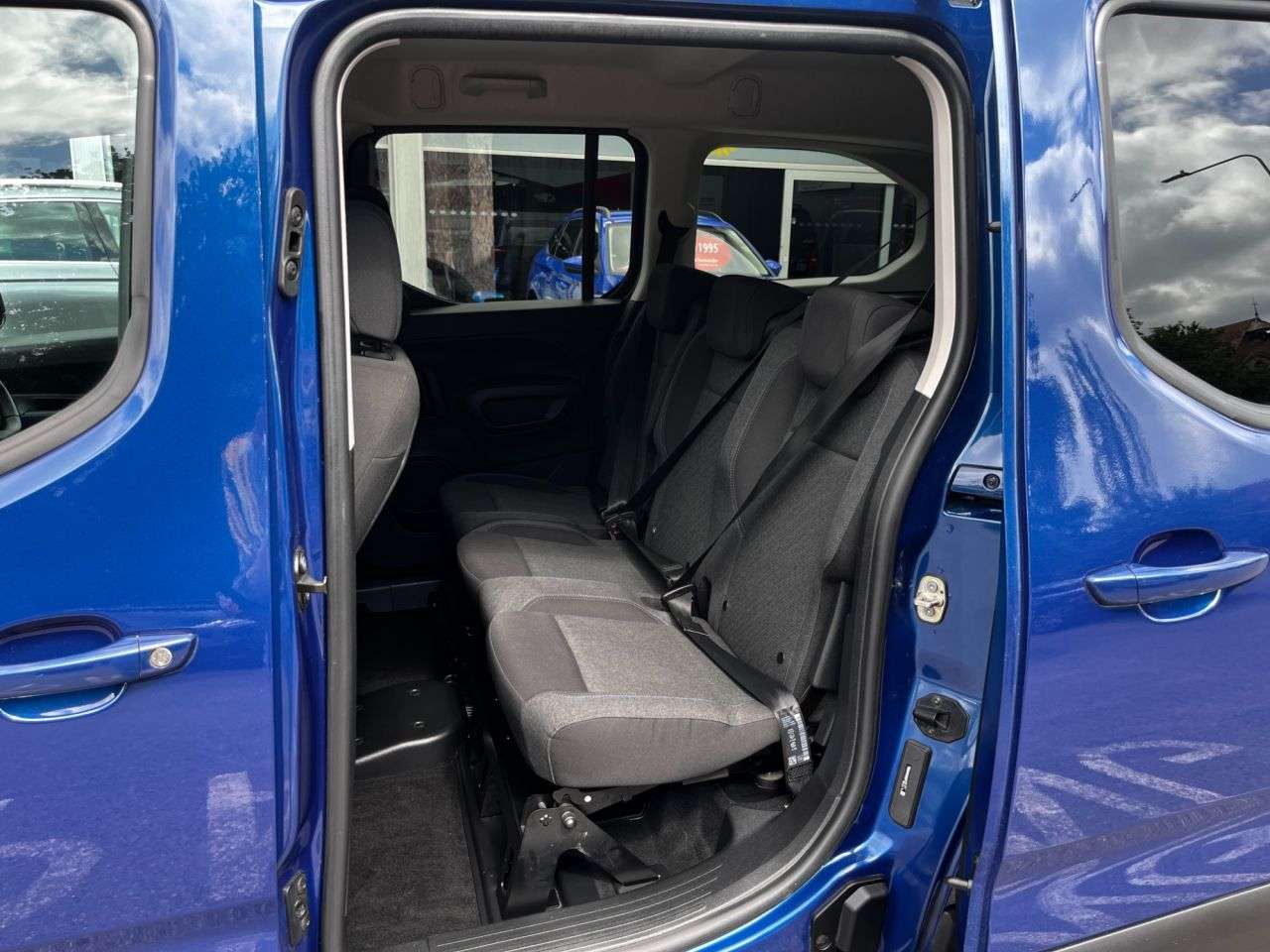 2021 PEUGEOT RIFTER 2021 PEUGEOT RIFTER
