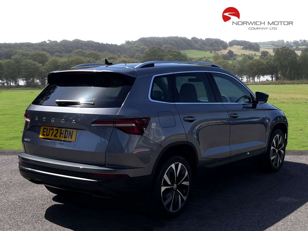A 2022 SKODA KAROQ 1.5 TSI ACT SE L SUV 5dr Petrol DSG Euro 6 (s/s) (150 ps) SAT NAV A 2022 SKODA KAROQ 1.5 TSI ACT SE L SUV 5dr Petrol DSG Euro 6 (s/s) (150 ps) SAT NAV