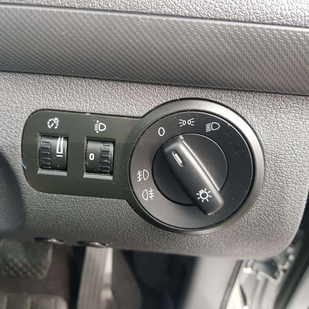 2015 VOLKSWAGEN CADDY MAXI LIFE 2015 VOLKSWAGEN CADDY MAXI LIFE