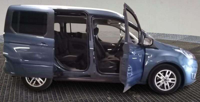 A 2021 FORD TOURNEO CONNECT 1.5 EcoBlue Titanium MPV 5dr Diesel Auto Euro 6 (s/s) (120 ps) A 2021 FORD TOURNEO CONNECT 1.5 EcoBlue Titanium MPV 5dr Diesel Auto Euro 6 (s/s) (120 ps)