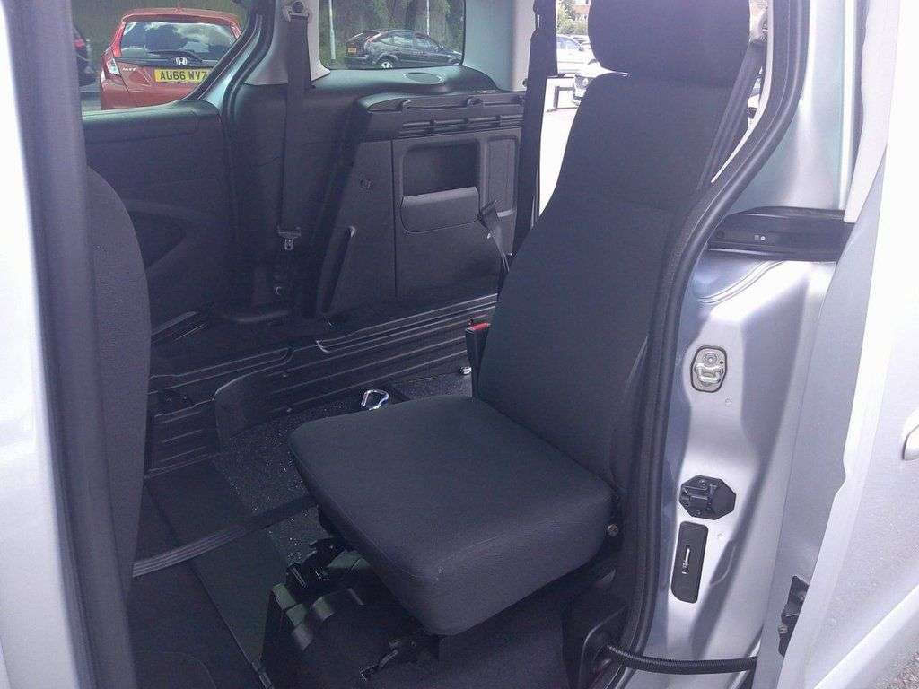 2018 PEUGEOT PARTNER TEPEE 2018 PEUGEOT PARTNER TEPEE