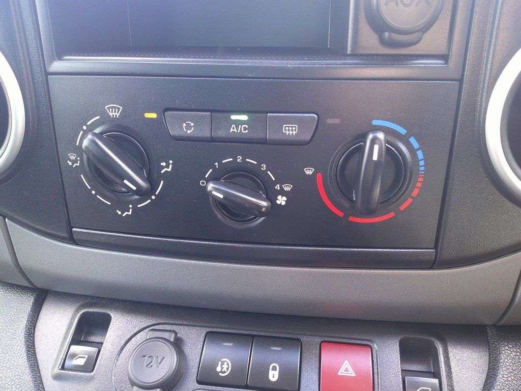 2018 PEUGEOT PARTNER TEPEE 2018 PEUGEOT PARTNER TEPEE