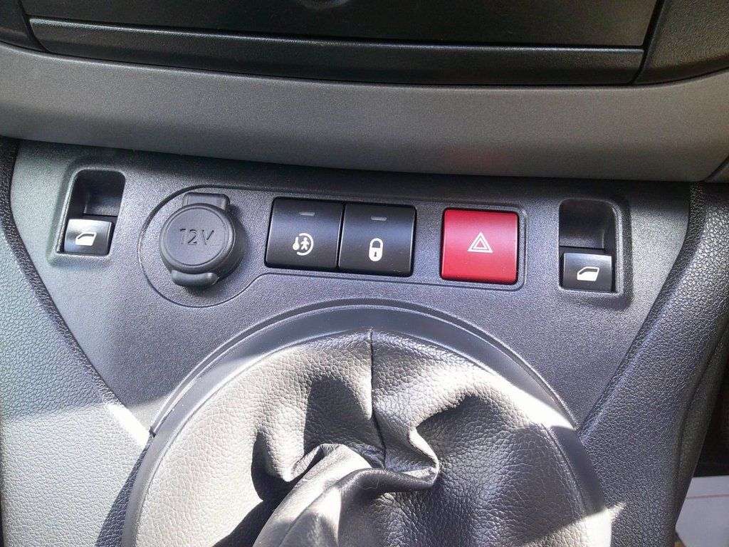 2018 PEUGEOT PARTNER TEPEE 2018 PEUGEOT PARTNER TEPEE