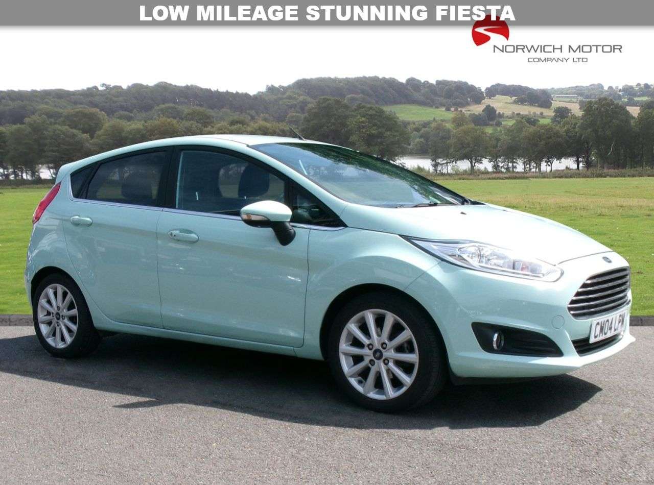 A 2016 FORD FIESTA 1.0T EcoBoost Titanium Hatchback 5dr Petrol Manual Euro 6 (s/s) (100 ps) SA A 2016 FORD FIESTA 1.0T EcoBoost Titanium Hatchback 5dr Petrol Manual Euro 6 (s/s) (100 ps) SA