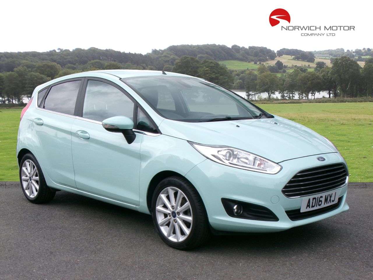 A 2016 FORD FIESTA 1.0T EcoBoost Titanium Hatchback 5dr Petrol Manual Euro 6 (s/s) (100 ps) SA A 2016 FORD FIESTA 1.0T EcoBoost Titanium Hatchback 5dr Petrol Manual Euro 6 (s/s) (100 ps) SA