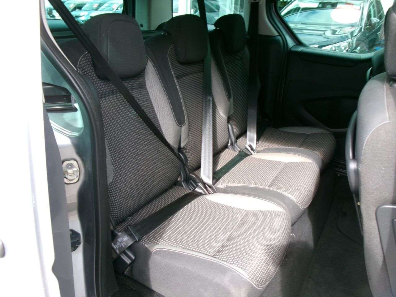 2017 PEUGEOT PARTNER TEPEE 2017 PEUGEOT PARTNER TEPEE