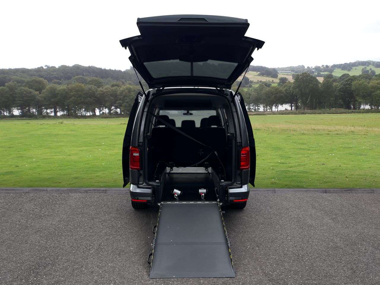 2021 VOLKSWAGEN CADDY MAXI LIFE 2021 VOLKSWAGEN CADDY MAXI LIFE