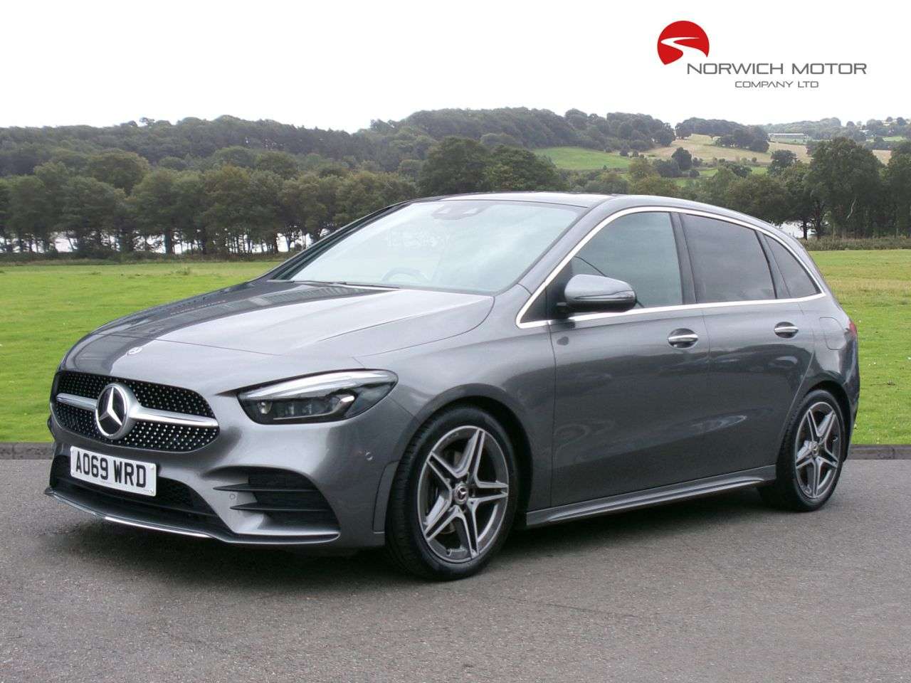 A 2019 MERCEDES-BENZ B CLASS 2.0 B200d AMG Line (Premium Plus) MPV 5dr Diesel 8G-DCT Euro 6 (s/s) (150 p A 2019 MERCEDES-BENZ B CLASS 2.0 B200d AMG Line (Premium Plus) MPV 5dr Diesel 8G-DCT Euro 6 (s/s) (150 p
