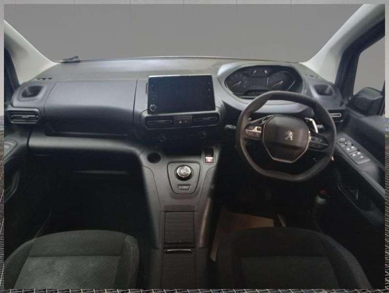 A 2023 PEUGEOT RIFTER 1.5 BlueHDi Allure Long MPV 5dr Diesel EAT Euro 6 (s/s) (130 ps) A 2023 PEUGEOT RIFTER 1.5 BlueHDi Allure Long MPV 5dr Diesel EAT Euro 6 (s/s) (130 ps)
