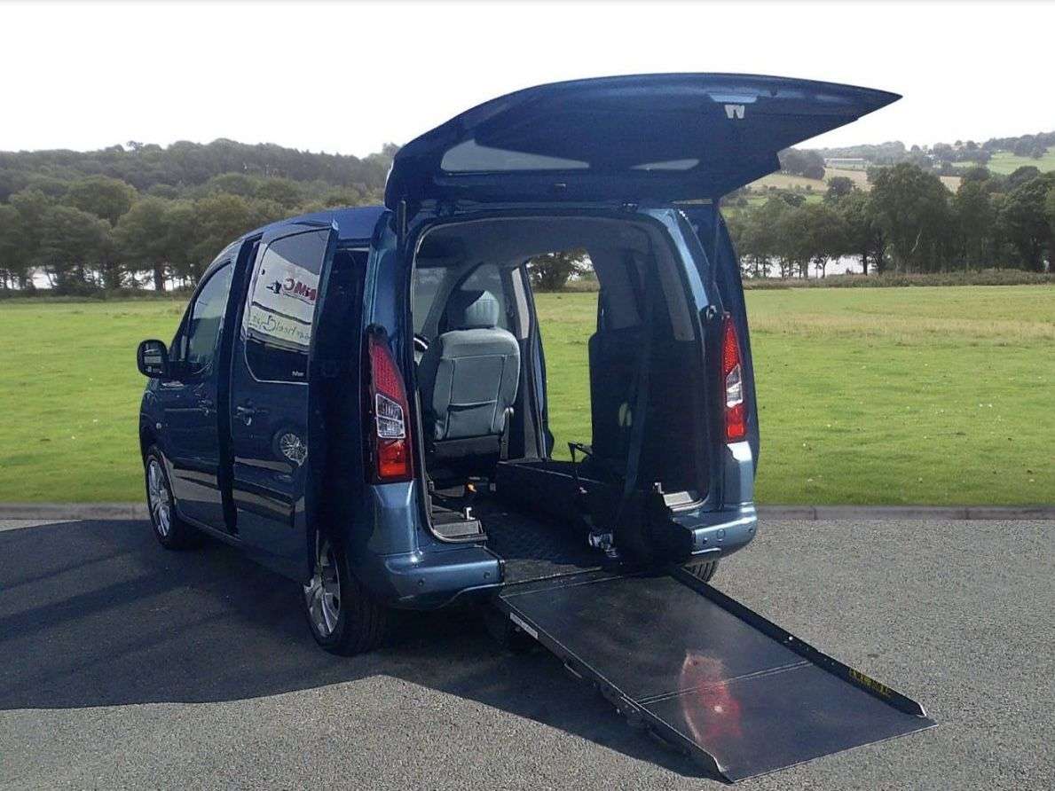 A 2012 CITROEN BERLINGO 1.6 HDi Plus Multispace MPV 5dr Diesel Manual Euro 5 (90 ps) Low Mileage NO A 2012 CITROEN BERLINGO 1.6 HDi Plus Multispace MPV 5dr Diesel Manual Euro 5 (90 ps) Low Mileage NO