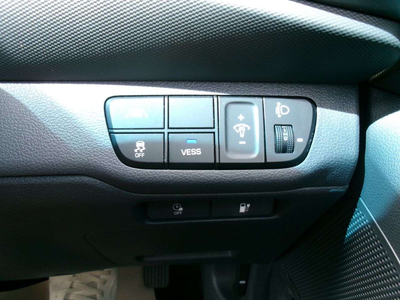 2021 HYUNDAI IONIQ 2021 HYUNDAI IONIQ