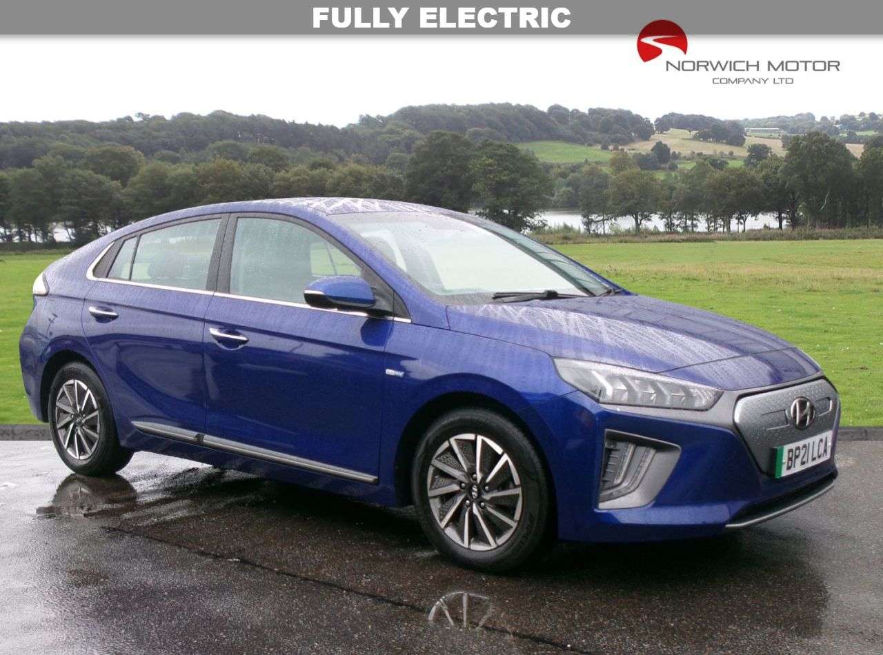 A 2021 HYUNDAI IONIQ 38.3kWh Premium Hatchback 5dr Electric Auto (136 ps) Sat Nav, Reversing Cam A 2021 HYUNDAI IONIQ 38.3kWh Premium Hatchback 5dr Electric Auto (136 ps) Sat Nav, Reversing Cam