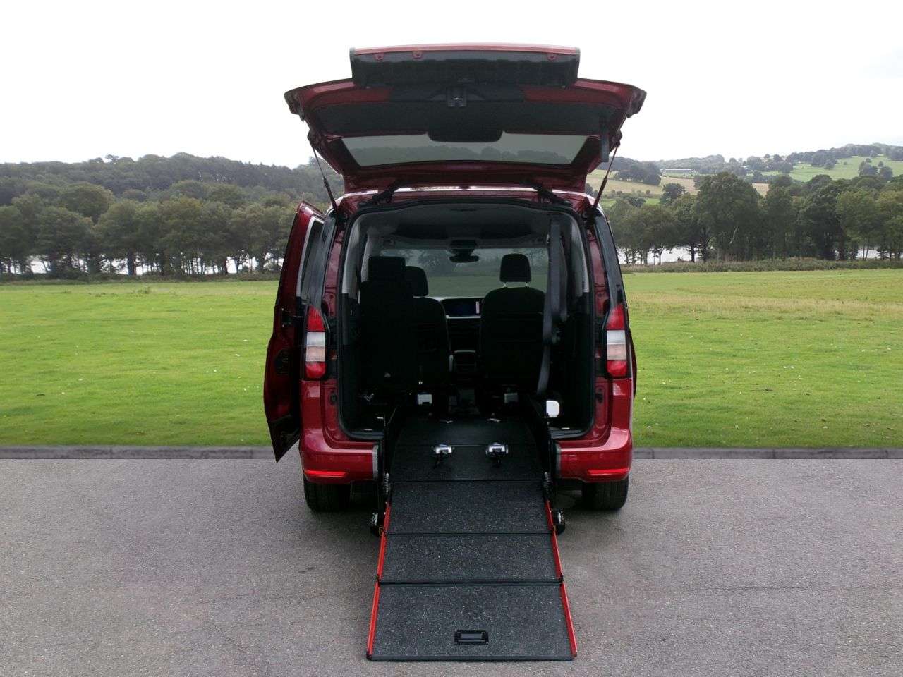 2023 FORD GRAND TOURNEO CONNECT 2023 FORD GRAND TOURNEO CONNECT