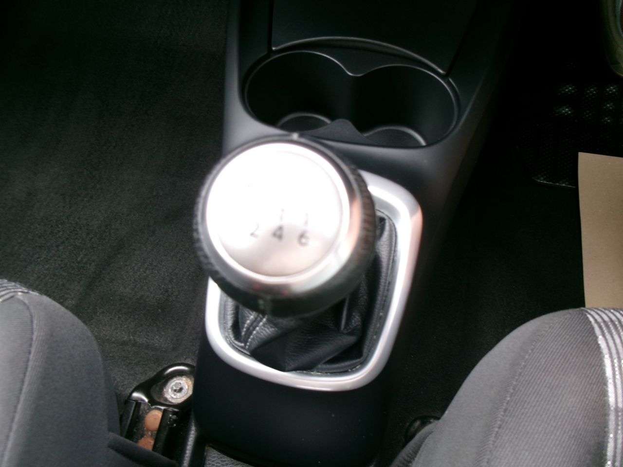 2016 TOYOTA YARIS 2016 TOYOTA YARIS