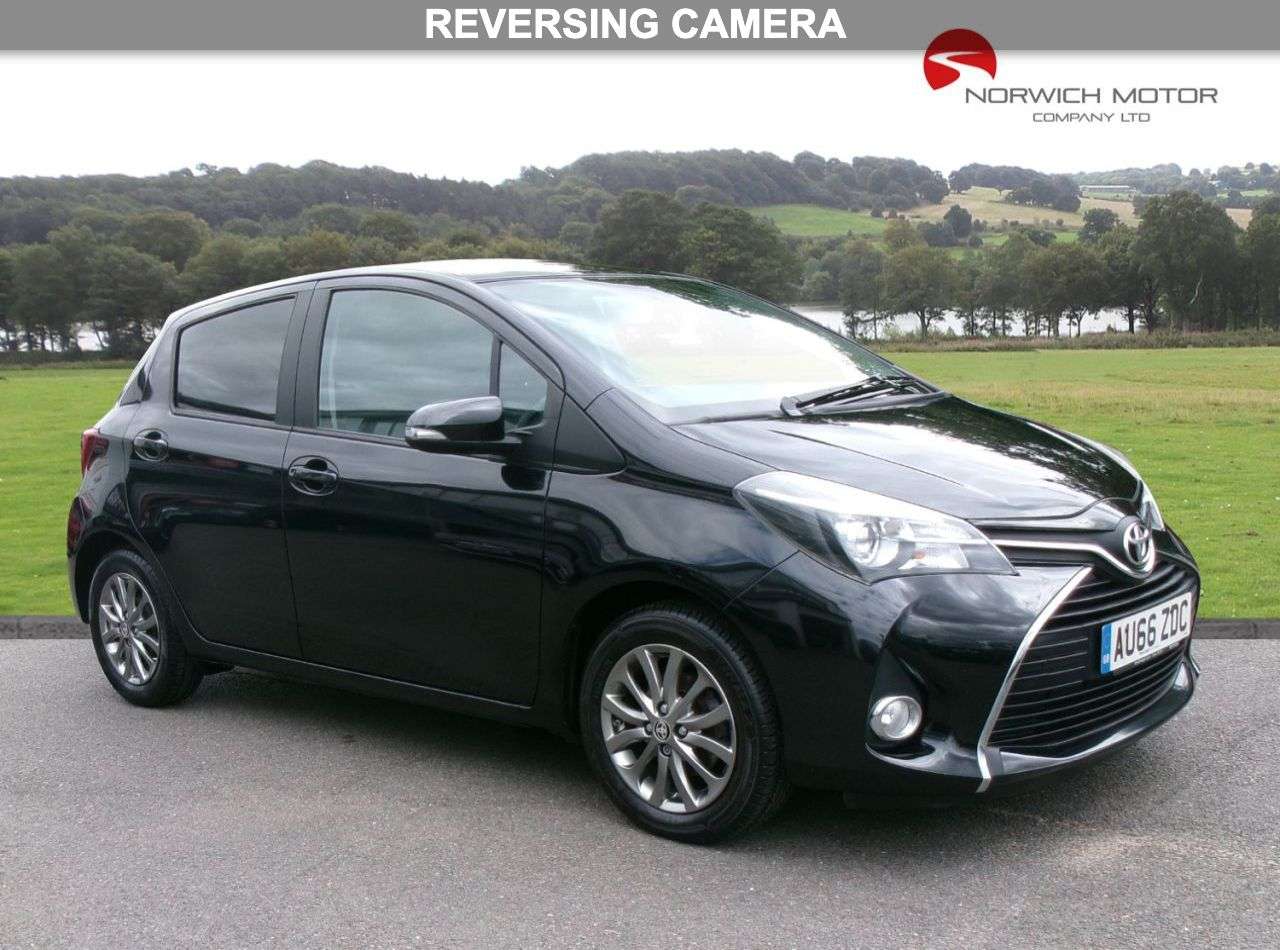 A 2016 TOYOTA YARIS 1.33 Dual VVT-i Icon Hatchback 5dr Petrol Manual Euro 6 (99 ps) Reversing C A 2016 TOYOTA YARIS 1.33 Dual VVT-i Icon Hatchback 5dr Petrol Manual Euro 6 (99 ps) Reversing C
