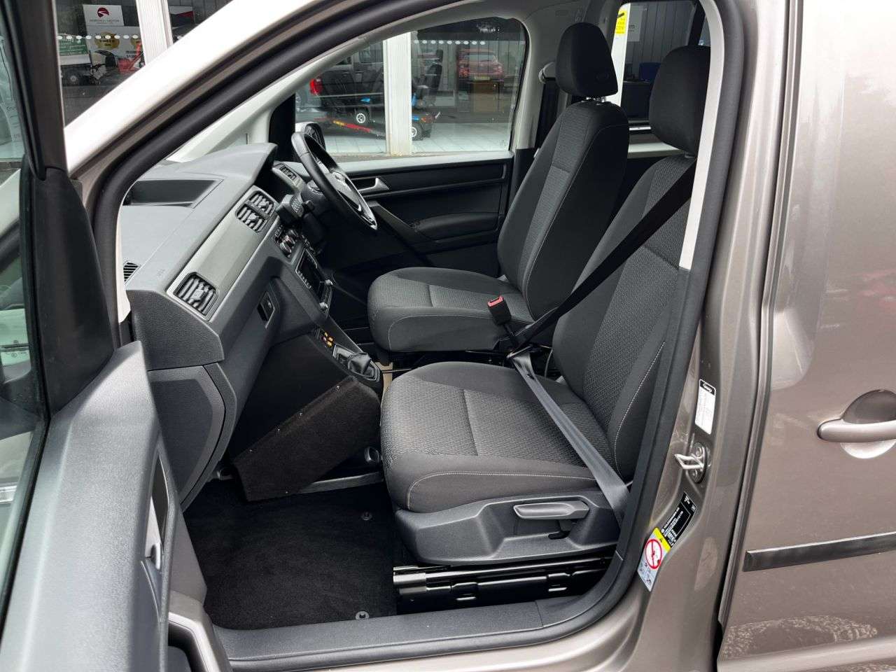 2020 VOLKSWAGEN CADDY LIFE 2020 VOLKSWAGEN CADDY LIFE