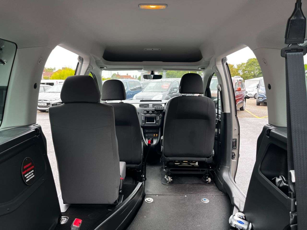 2020 VOLKSWAGEN CADDY LIFE 2020 VOLKSWAGEN CADDY LIFE